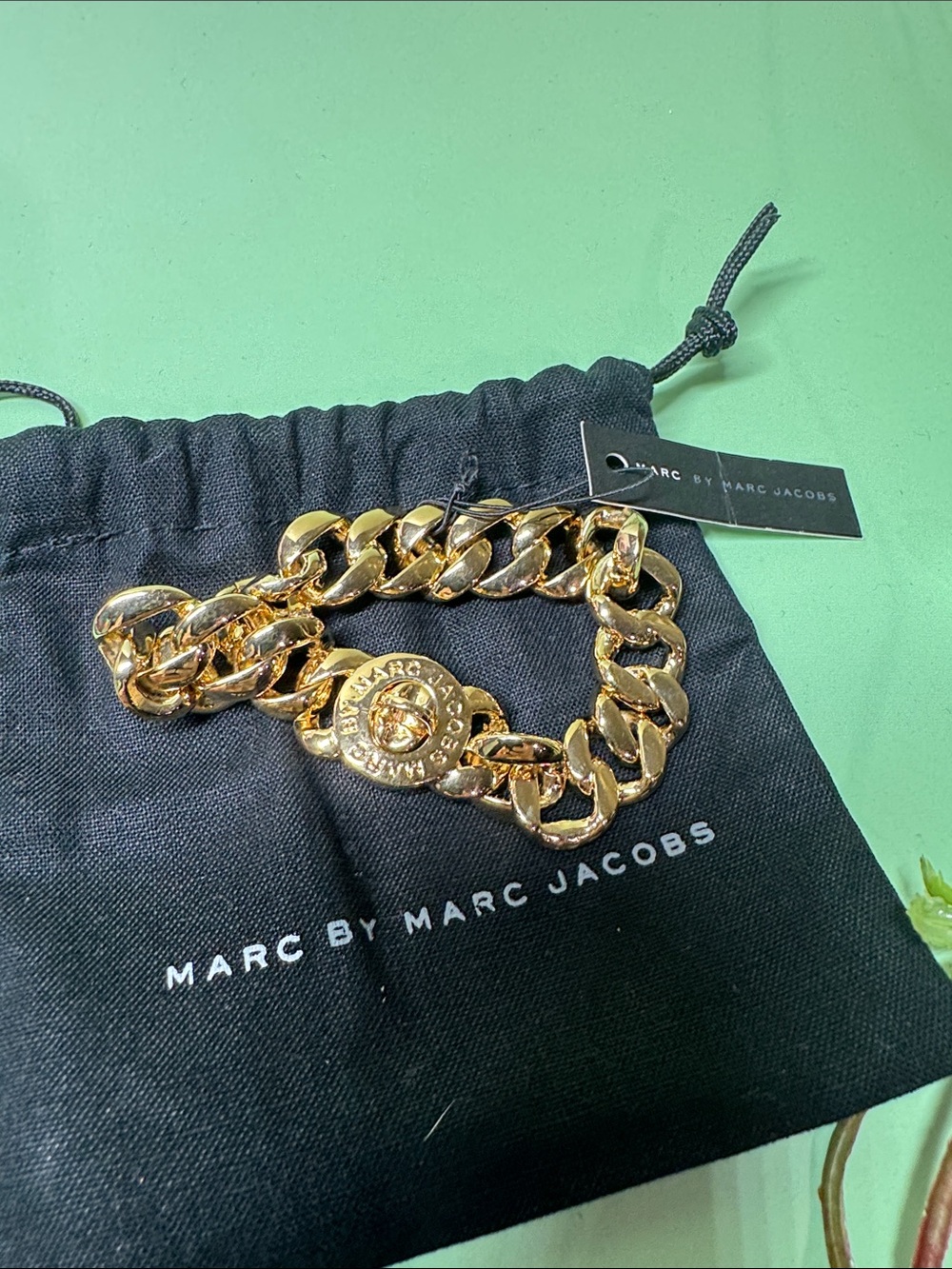 Marc by Marc Jacobs Shiny Gold Tone Chunky Chain Bracelet